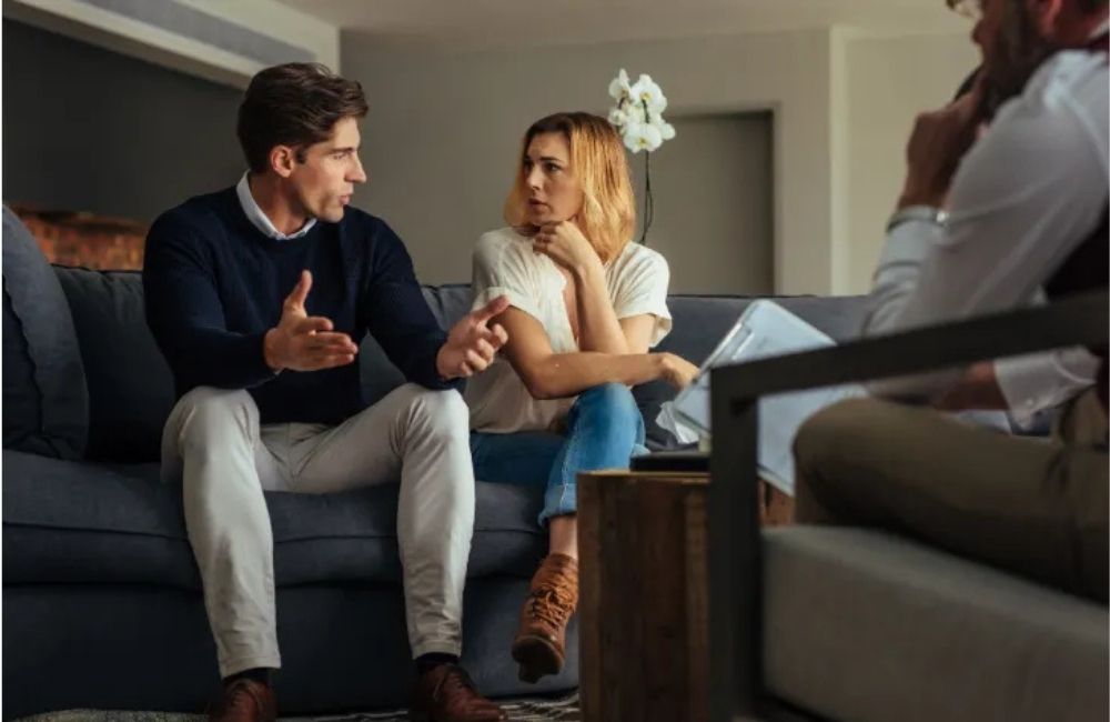 İnsan Neden Kendini Sürekli Başkalarıyla Kıyaslar