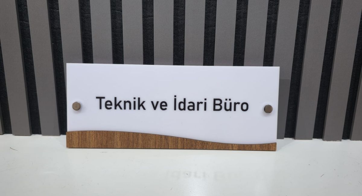 Kapı İsimliği Modelleri